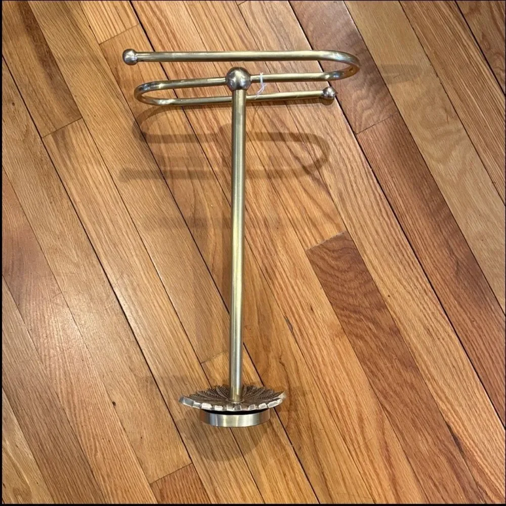 New Anthropologie Demeter Towel Stand